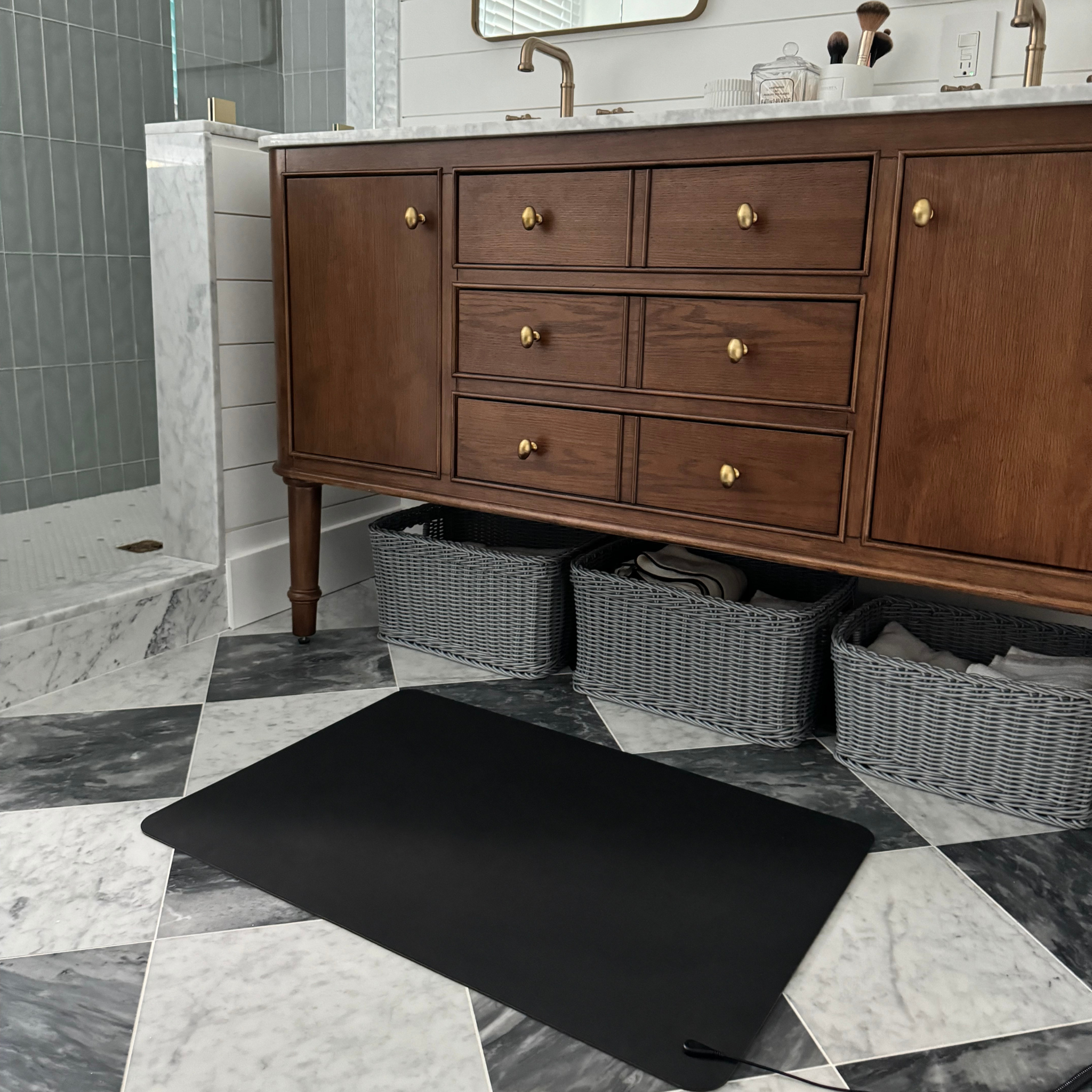 The Earthing Floor Mat In The Bathroom.Png